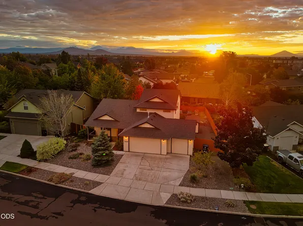 2829 NW 19th St, Redmond, OR 97756
