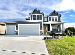 8005 NE 76th Ter, Kansas City, MO 64158