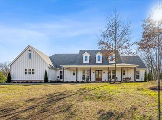 8811 Cole Rd, Olive Branch, MS 38654