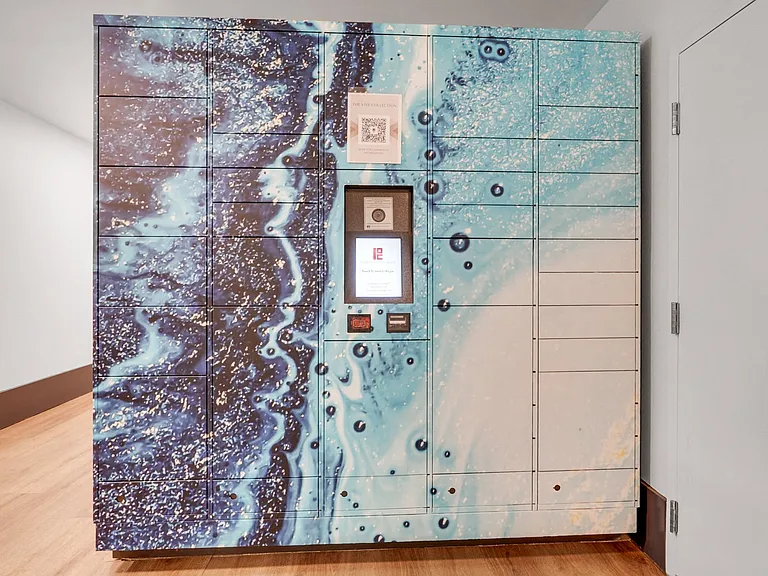 Ariva, San Diego, CA, Smart Parcel Lockers