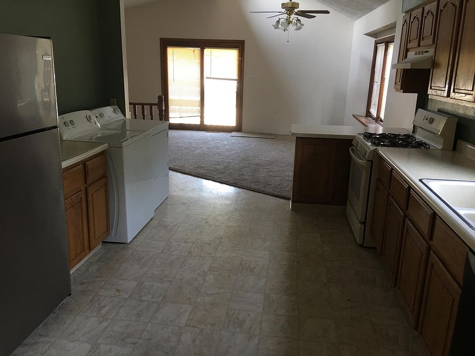 1st image of 2601 S Cornelia St #2601