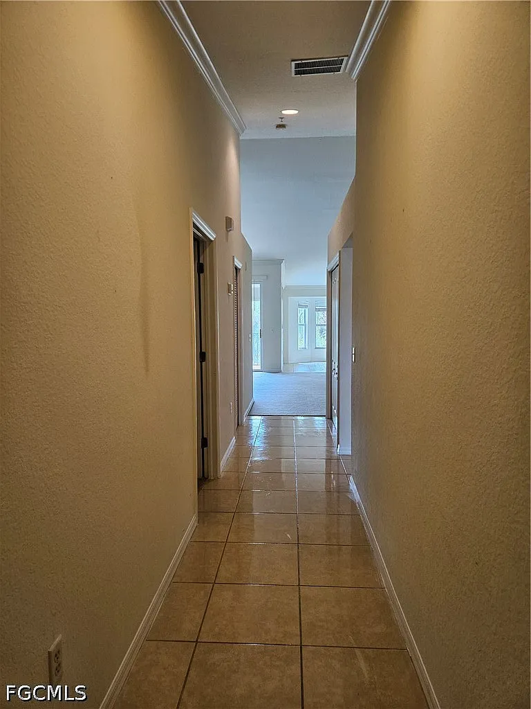 2 bed, 2.0 bath, 1160 sqft, $1,600 — Photo 4