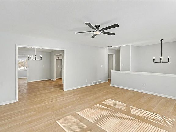 5th image of 2100 Randolph St