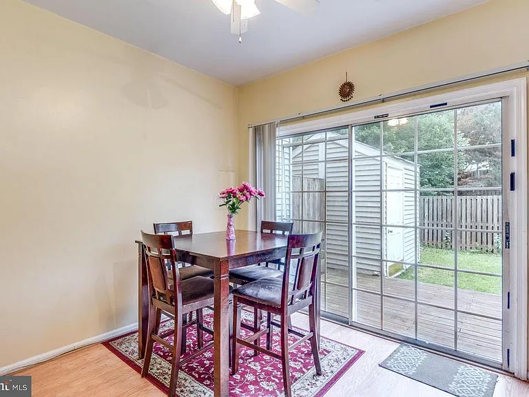 3018 McMaster Ct — Photo 9