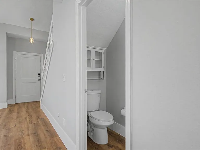 11462 Commercial St — Photo 20
