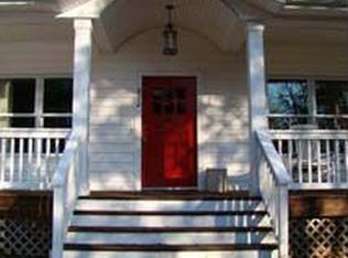 802 Eureka Rd, Eureka, MO 63025