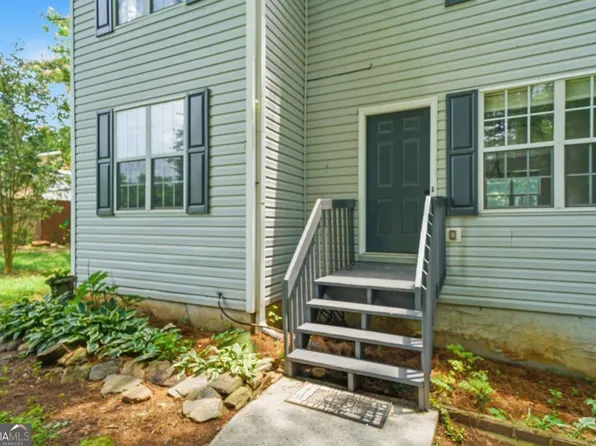 483 Mephisto Cir, Lawrenceville, GA 30046