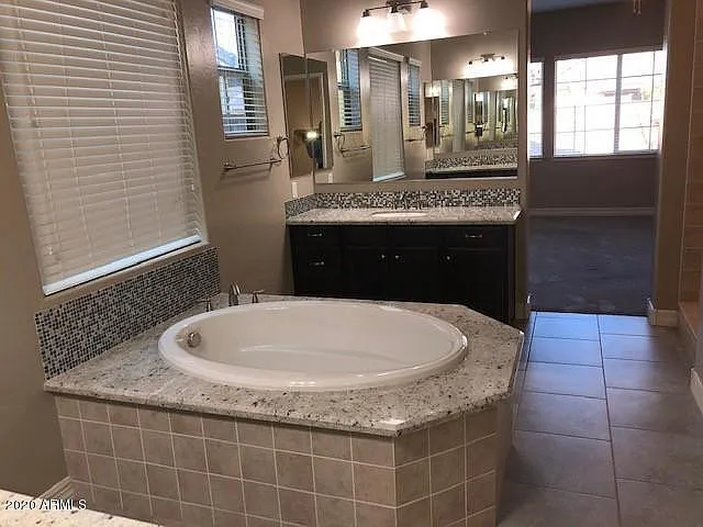 1520 E Sagittarius Pl — Photo 29