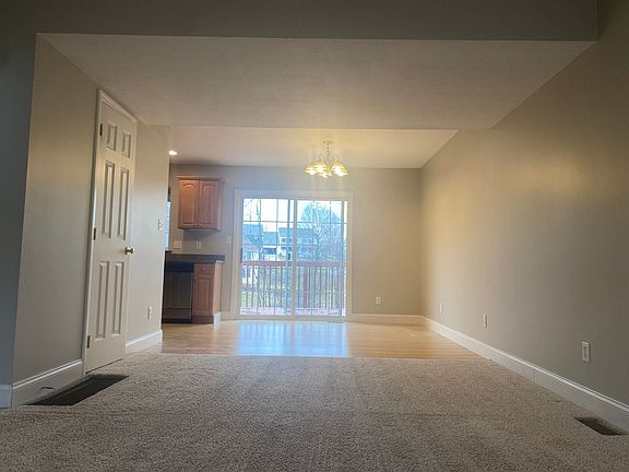 5th image of 971 Ashton Pl