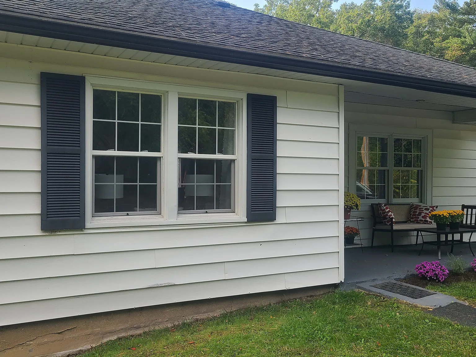 3 bed, 1223 sqft, $4,000 — Photo 1