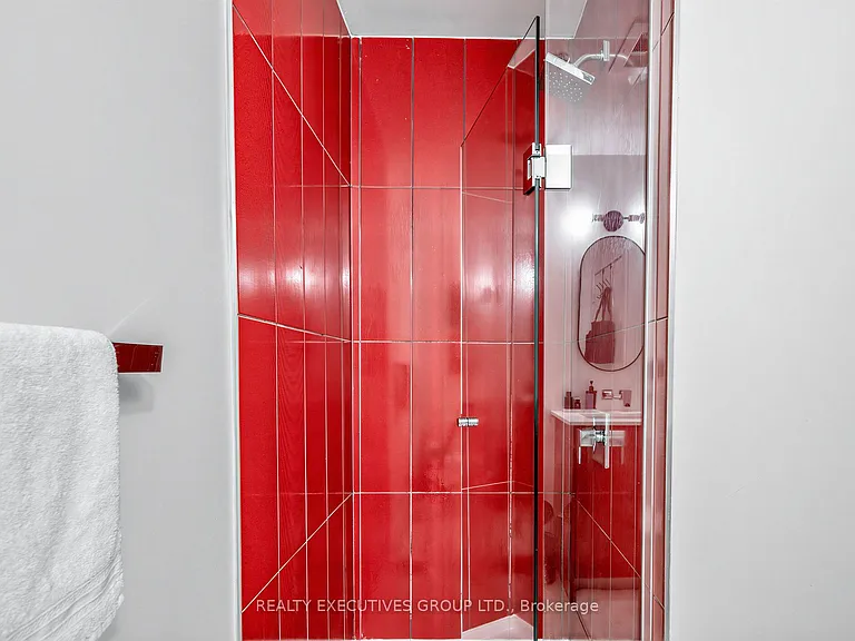 630 Queen St E #510 — Photo 28