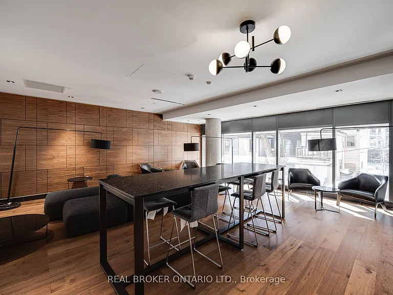 501 Adelaide St W #1308 — Photo 28