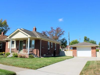 2966 Wilson Ave, Lincoln Park, MI, 48146