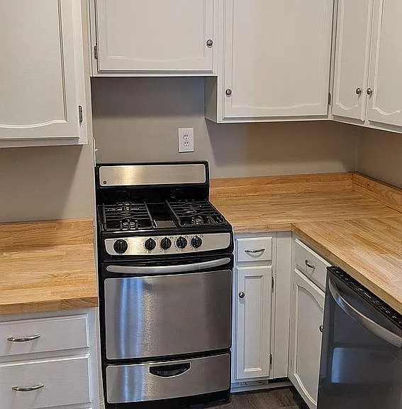 1304 Everett Ave #3 — Photo 9