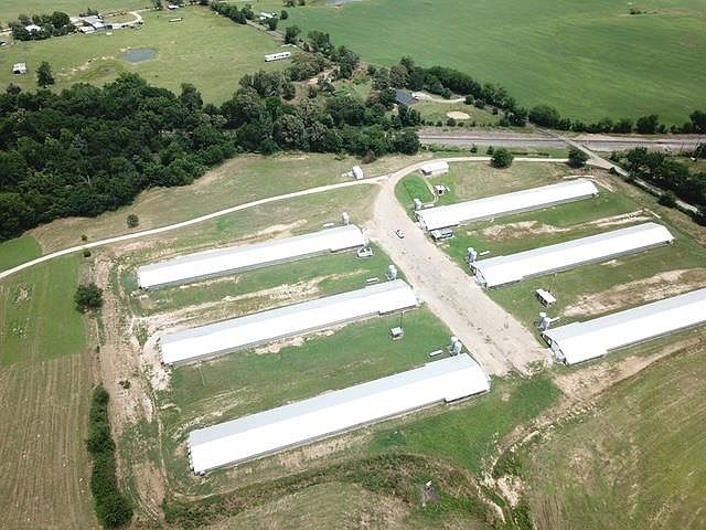 1st image of 1121 County Road 2395