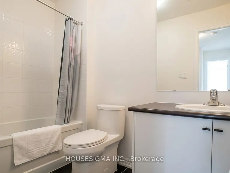 132 Turnberry Ln — Photo 17