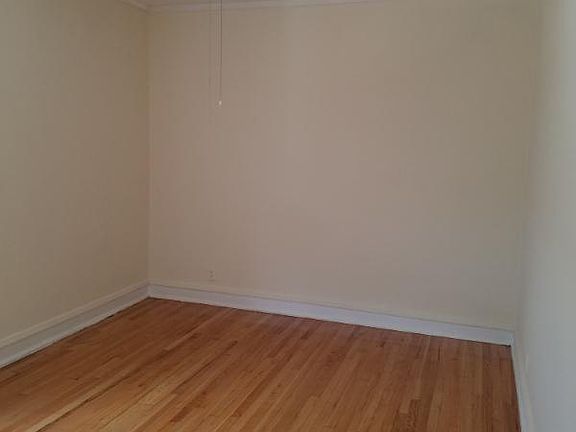 4th image of 6804 N Wolcott Ave APT 1B