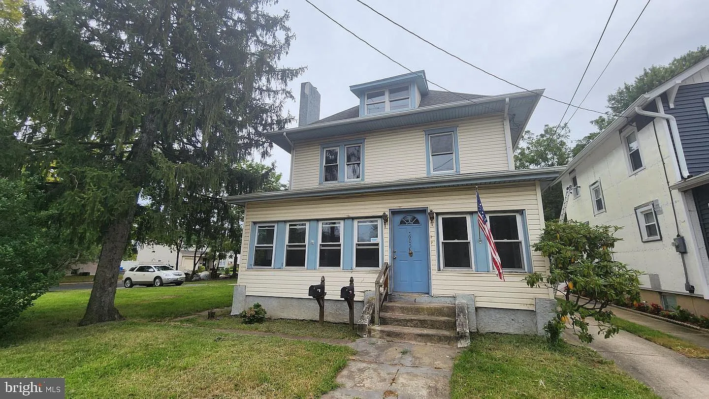 2 bed, 1.0 bath, 1200 sqft, $1,550 — Photo 2