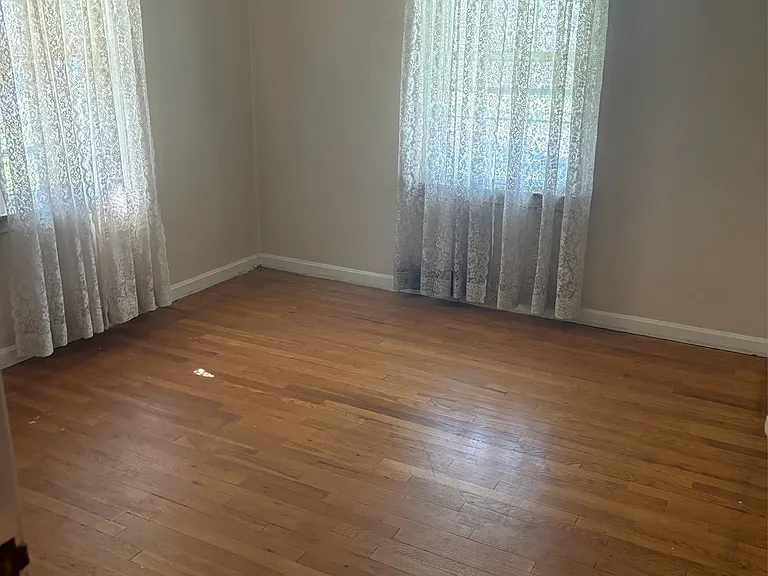 412 Joan Ave — Photo 9