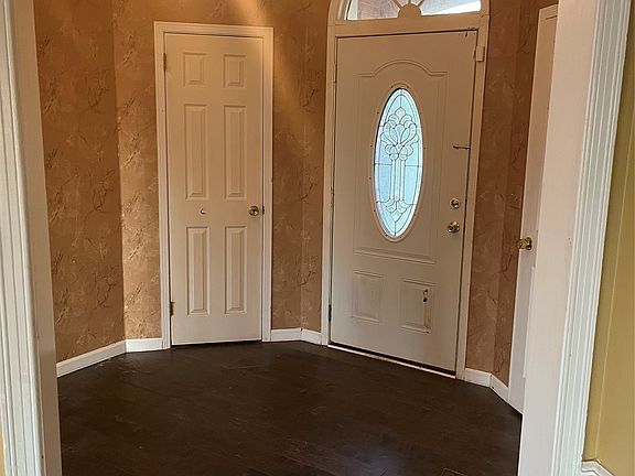 5th image of 7036 Knoll Loop