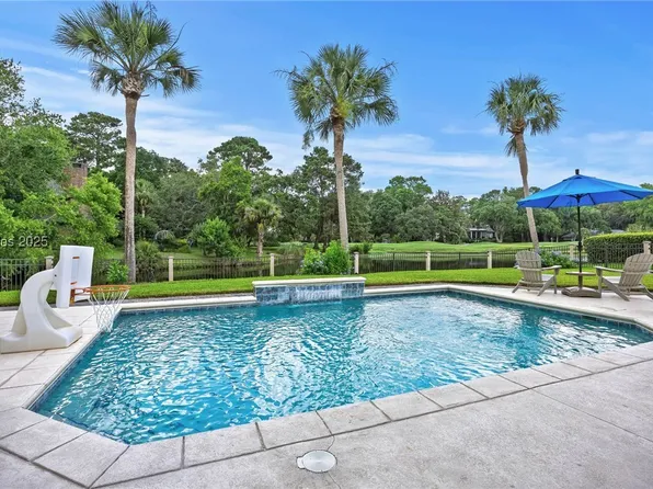 11 Ridgewood Ln, Hilton Head Island, SC 29928
