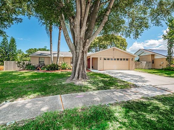 2nd image of 1591 Spottswood Cir
