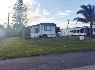 8258 SE Swan Ave, Hobe Sound, FL 33455