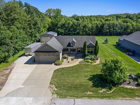 4th image of 4723 Ark Ln