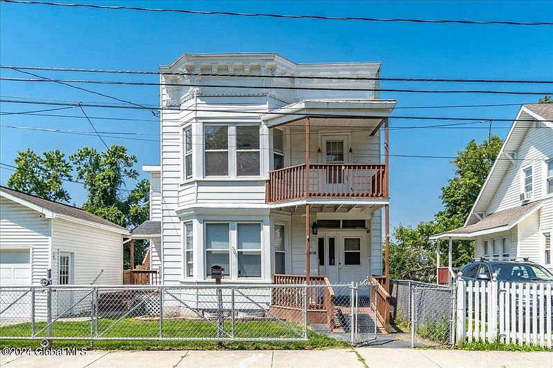 4th image of 1619 1st Street