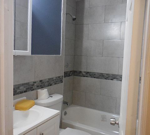 5th image of 457 E 167th St