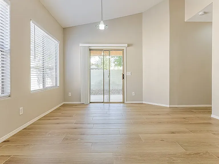 706 W Frito Ave — Photo 1