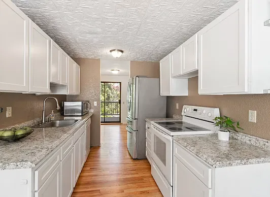 1800 Grant Ave S #D1 — Photo 16