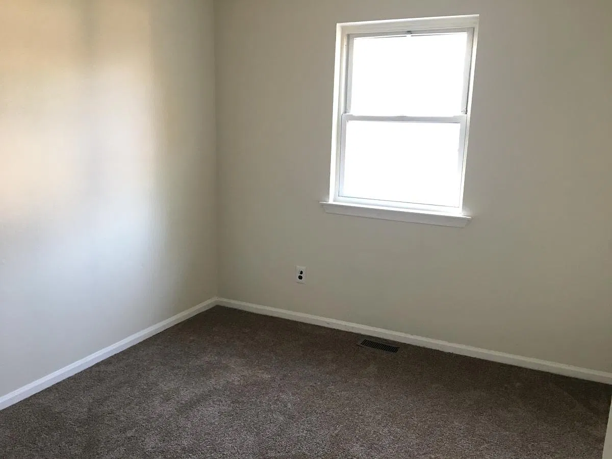 801 Christopher Place — Photo 4