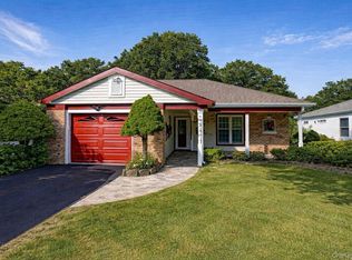 2 Bedford Court, Ridge, NY 11961