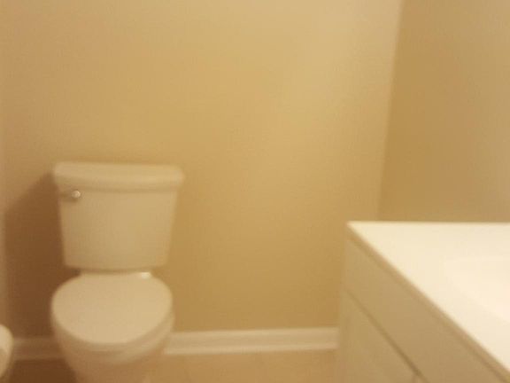 5th image of 2039 S Langley St