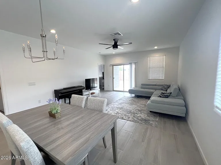 353 N Spring Flower Dr — Photo 3