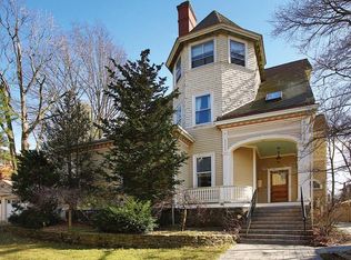 20 Francis St, Brookline, MA 02446