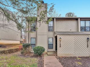 7129 Woods Crossing Dr, Roanoke, VA 24018
