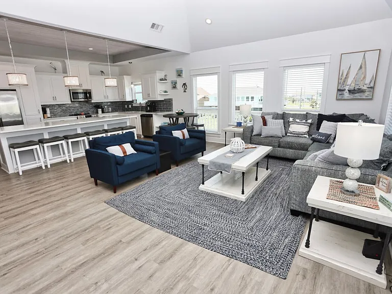 Palm Ridge Dr — Photo 43