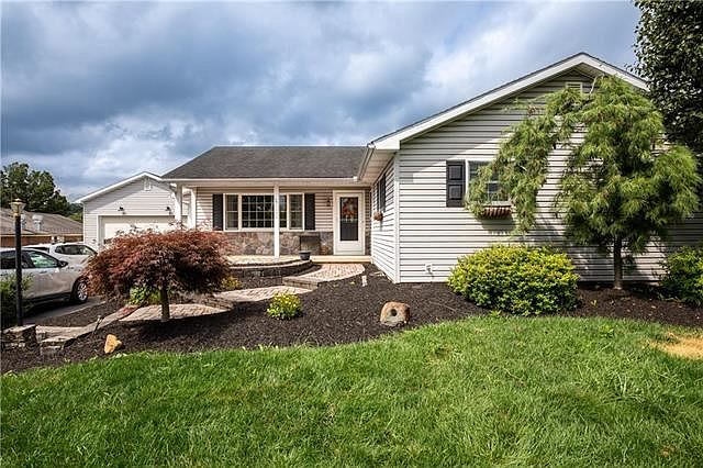 1st image of 577 Bangor Rd