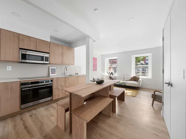 358 Tompkins Avenue image 1 of 28