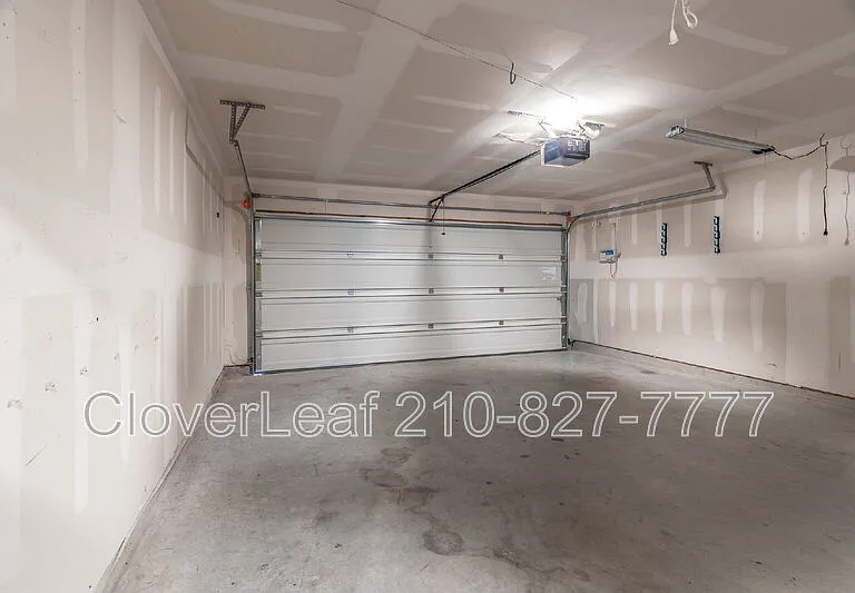 2815 Rosefinch — Photo 25