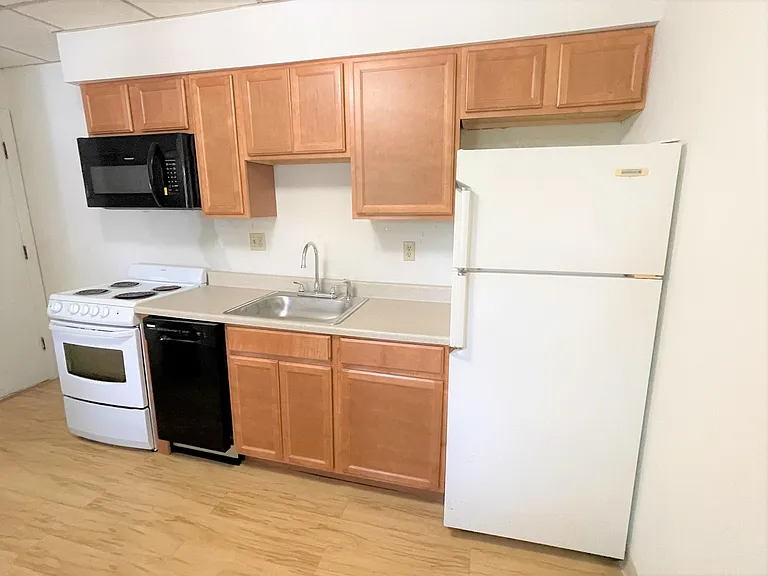2419 Beechwood Blvd #B — Photo 40