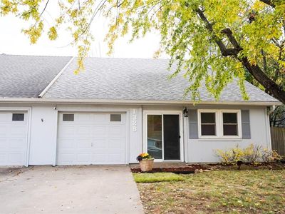 1328 N Harvey Dr, Olathe, KS, 66061