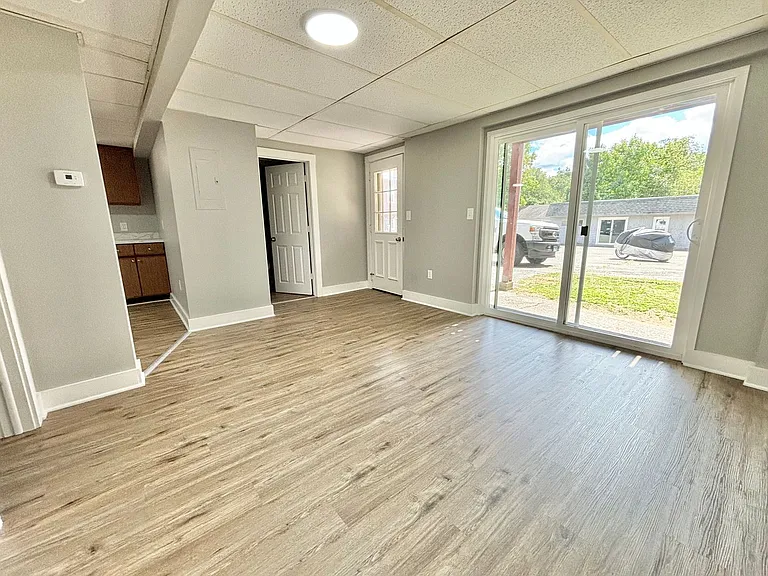 2303 Main St #L — Photo 9