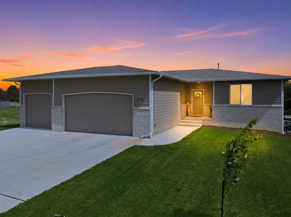2738 E Ironstone St, Wichita, KS 67219