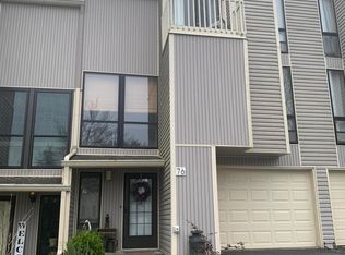 76 Valley Forge Dr, Oak Ridge, TN 37830