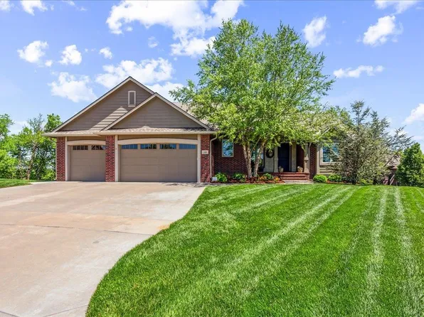 229 N Fawnwood Ct, Wichita, KS 67235
