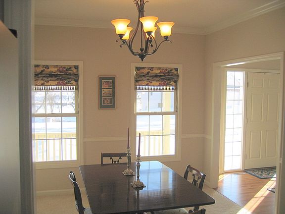 Formal Dining