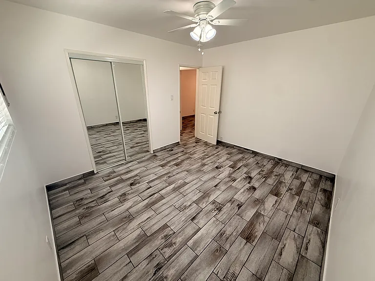 4635 N Bellflower Blvd #2 — Photo 9